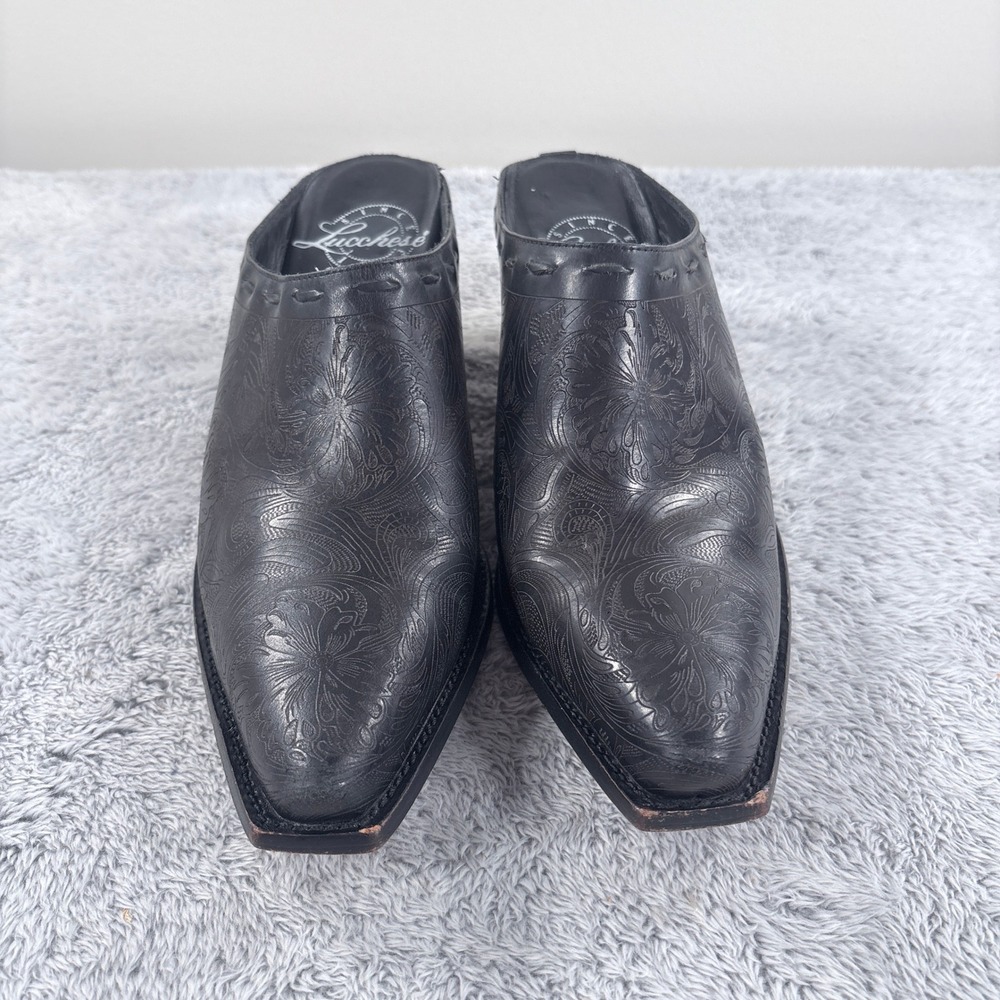 Lucchese Womens Black Embossed Leather Western Mules Snip Toe T6052 Size 8B/39